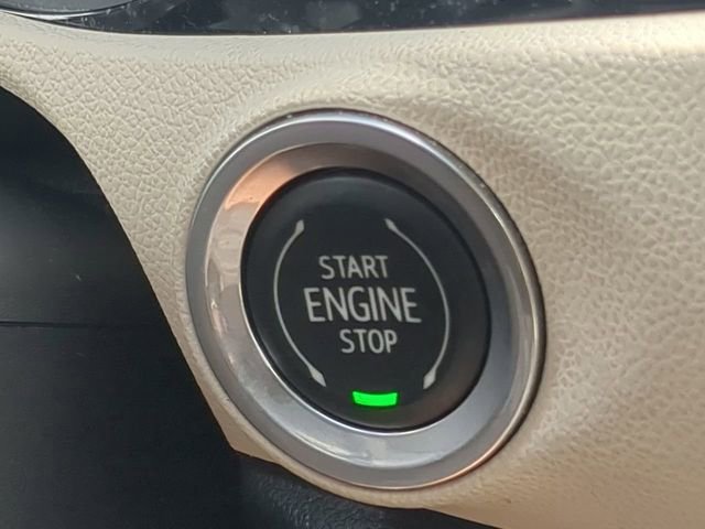 Used 2020 Buick Encore GX Essence w/ Experience Buick Package FWD image 30