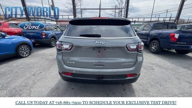 Used 2022 Jeep Compass Limited w/ Elite Group image 3