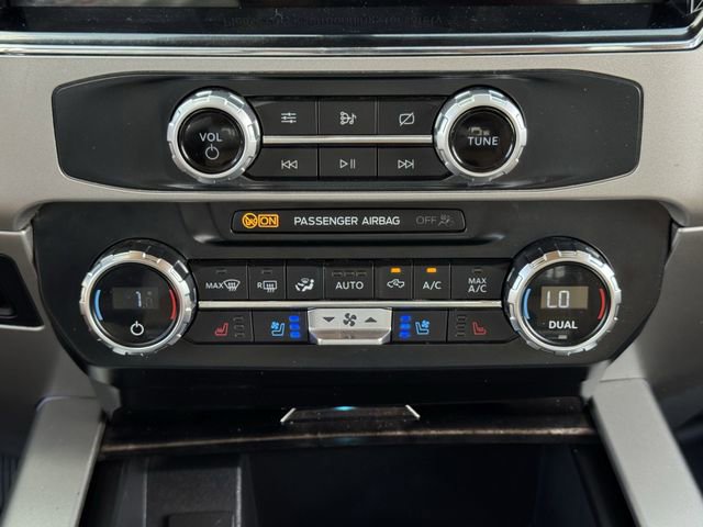 Certified 2022 Ford F250 Lariat w/ Lariat Value Package AWD/4WD image 18