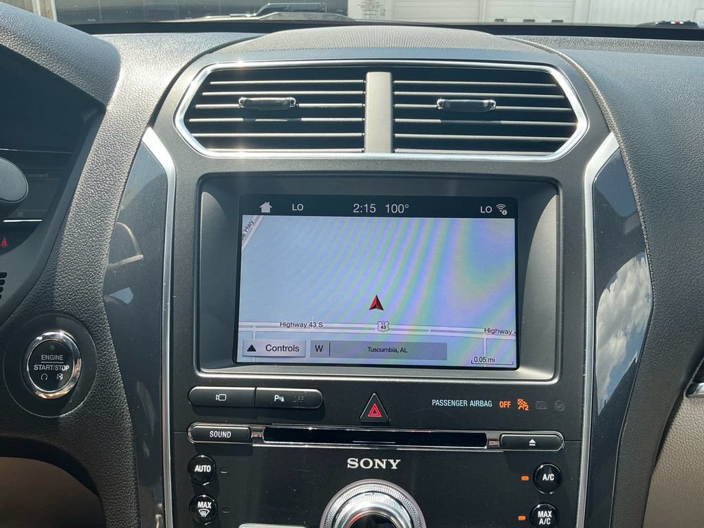Certified 2018 Ford Explorer Limited FWD image 26