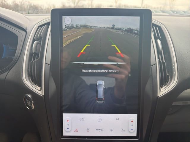 Certified 2023 Ford Edge SEL image 28