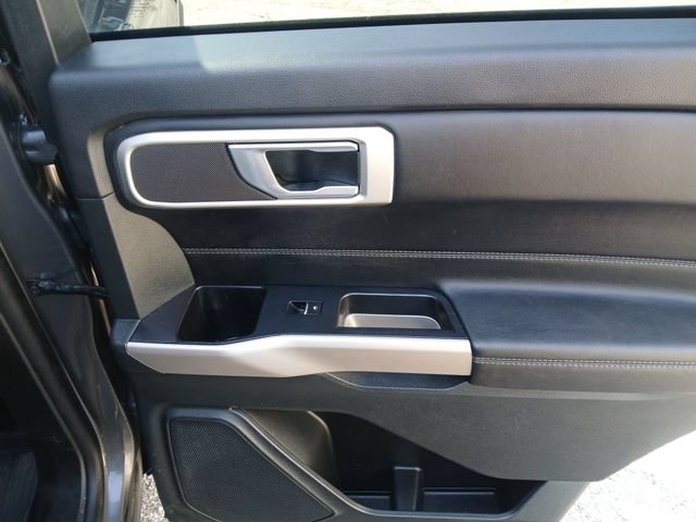 Certified 2023 Ford Explorer XLT w/ Equipment Group 202A AWD/4WD image 41