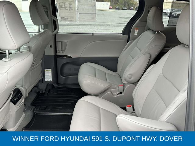 Used 2020 Toyota Sienna XLE image 15