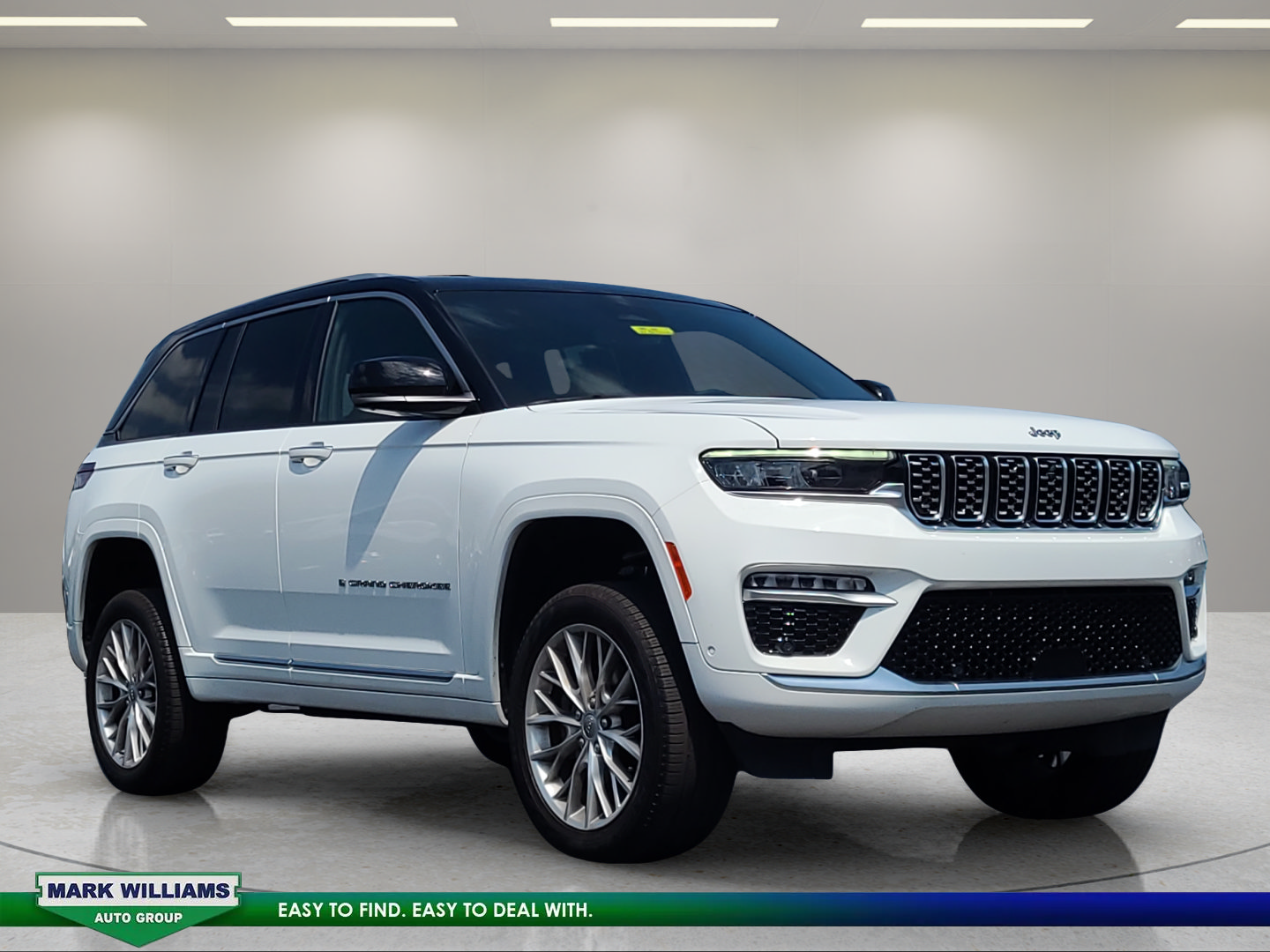 Used 2023 Jeep Grand Cherokee Summit w/ Luxury Tech Group V AWD/4WD video 1