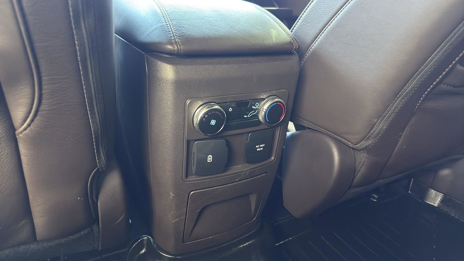 Certified 2022 Ford Explorer King Ranch w/ Premium Technology Package image 28