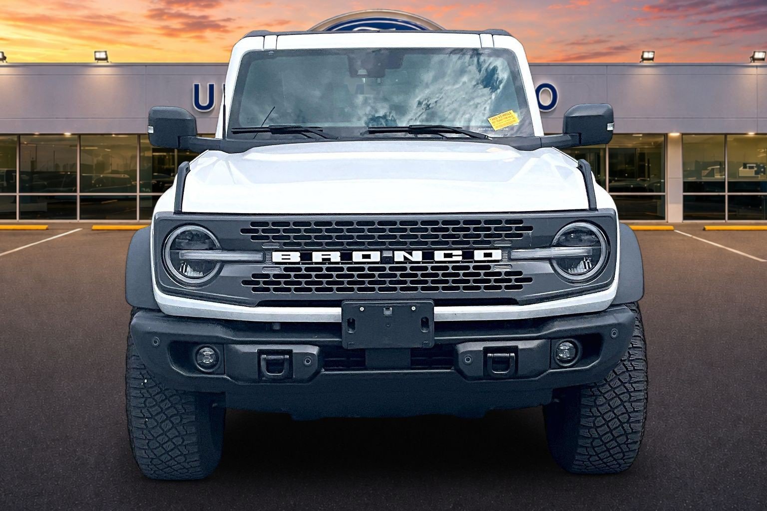 Certified 2023 Ford Bronco Badlands AWD/4WD image 3