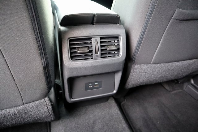 Used 2023 Nissan Rogue SV image 24