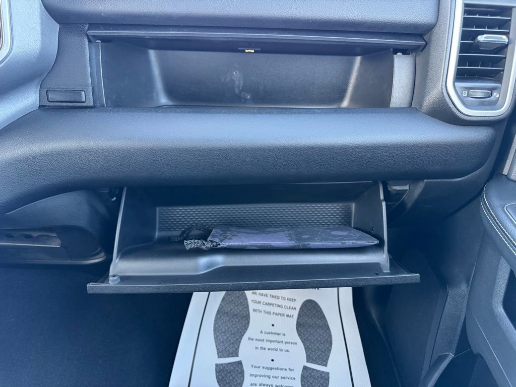 Used 2024 RAM 2500 Big Horn image 28