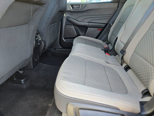 Certified 2022 Ford Escape SE w/ SE Sport Appearance Package FWD image 8