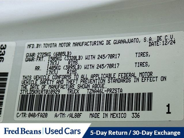 Used 2024 Toyota Tacoma SR AWD/4WD image 32