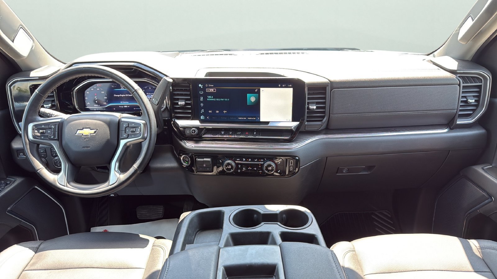 Used 2024 Chevrolet Silverado 2500 LTZ AWD/4WD image 21