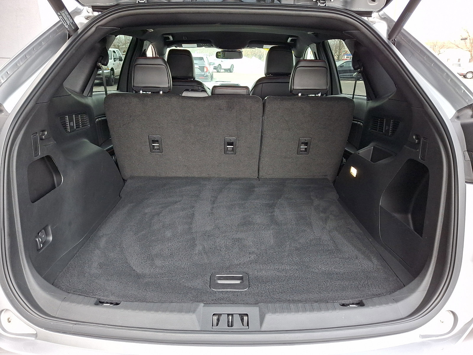 Certified 2022 Ford Edge ST-Line image 29