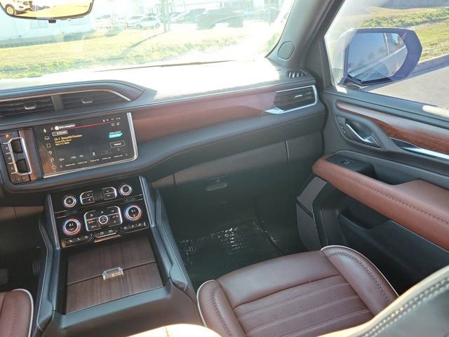 Used 2023 GMC Yukon Denali Ultimate image 25