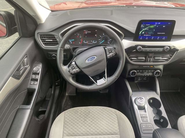 Certified 2022 Ford Escape SE w/ SE Sport Appearance Package FWD image 15