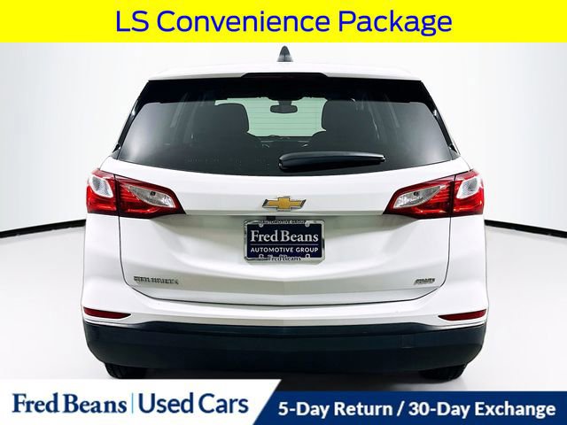 Used 2021 Chevrolet Equinox LS w/ LS Convenience Package image 4