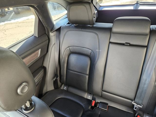 Used 2023 Jaguar F-PACE S image 15