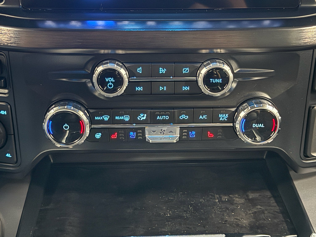 Certified 2024 Ford F250 Lariat w/ Lariat Ultimate Package image 26