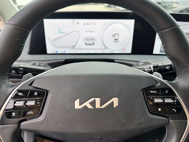 Used 2024 Kia EV6 Light AWD/4WD image 24