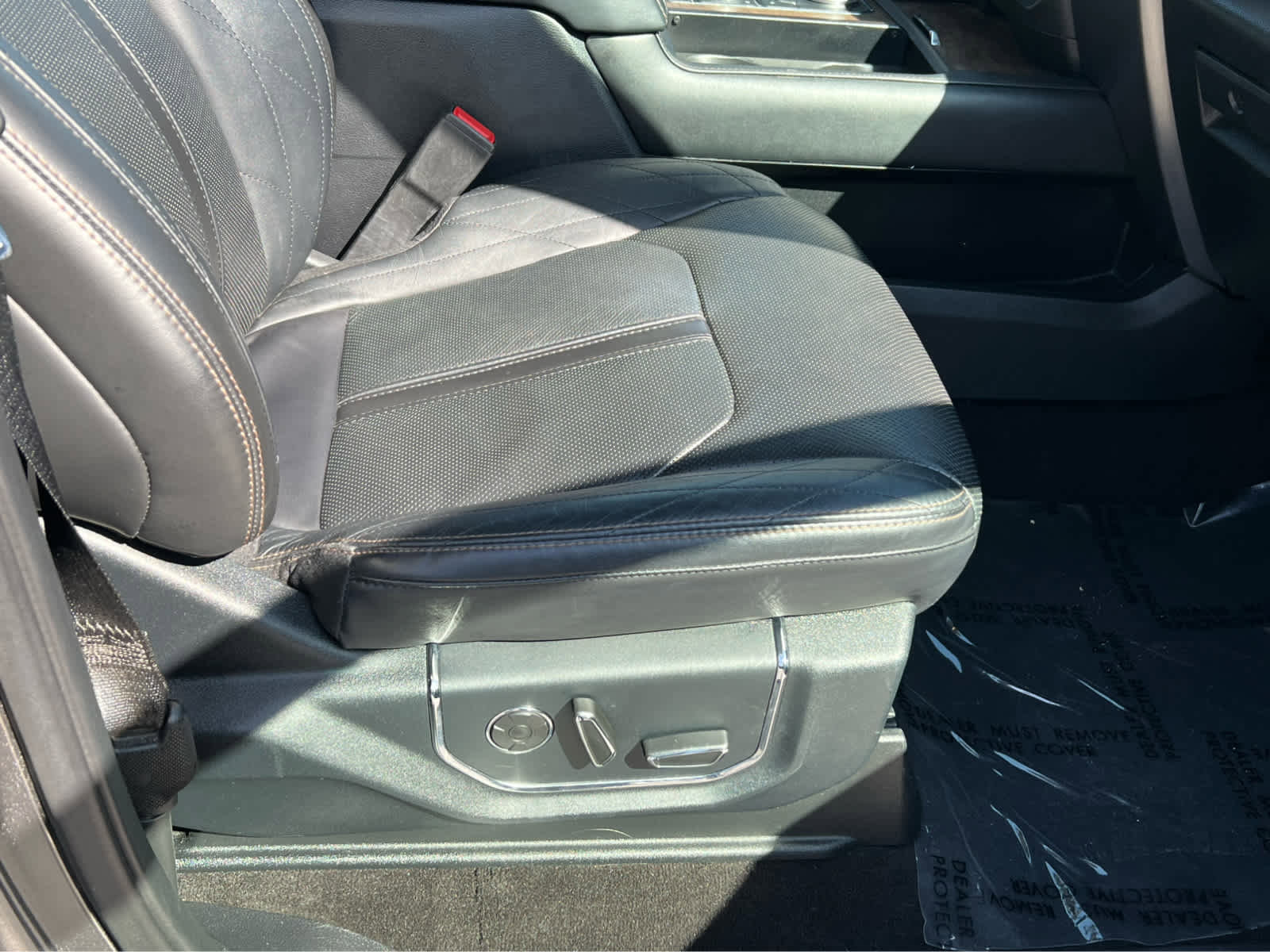 Certified 2021 Ford Expedition Max Platinum AWD/4WD image 17