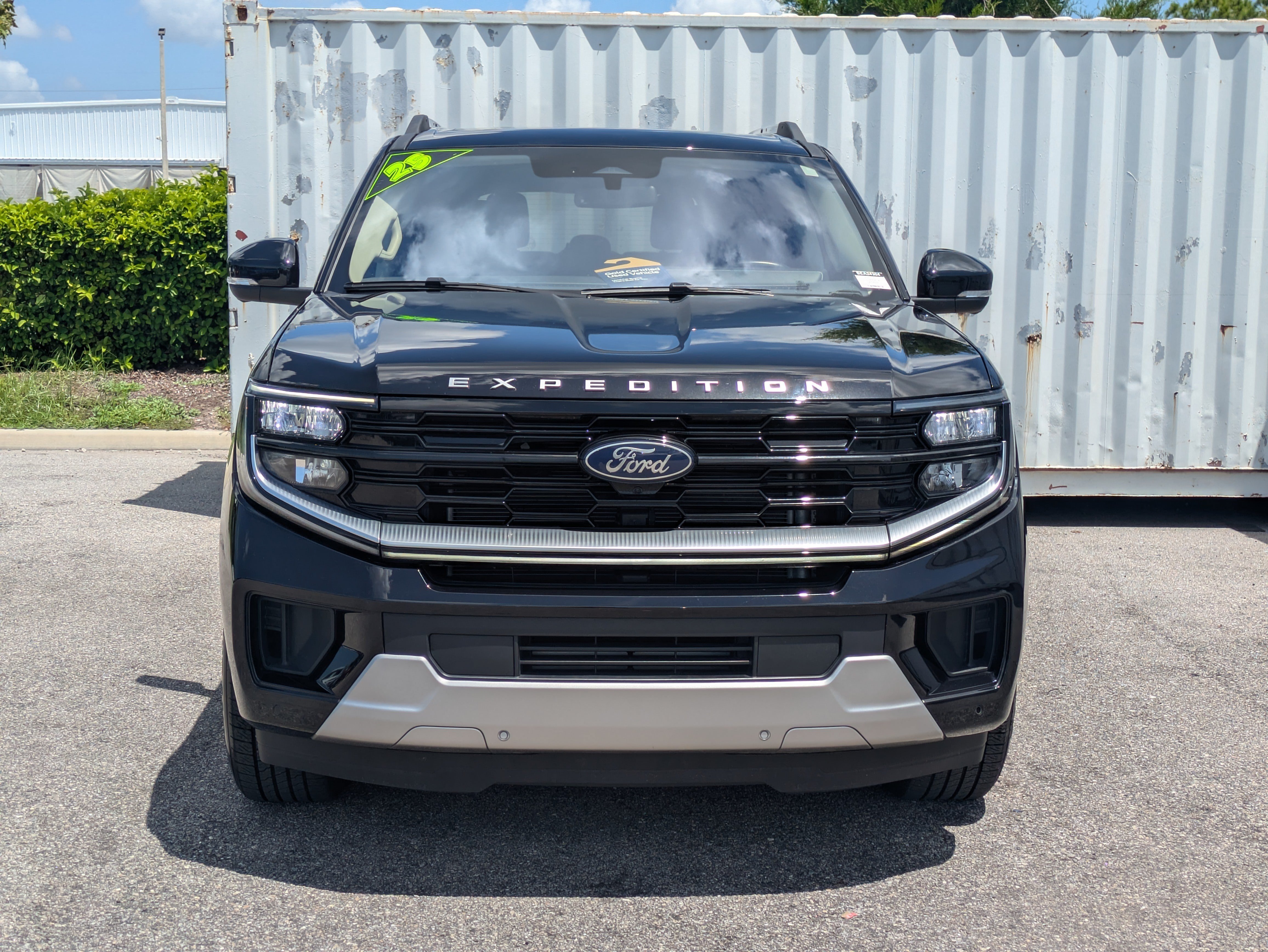 Certified 2025 Ford Expedition Platinum AWD/4WD image 9