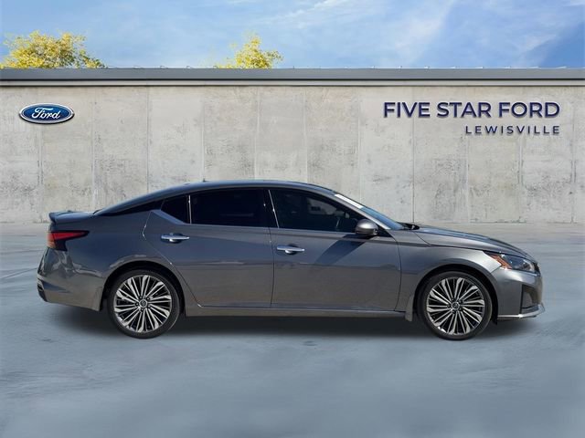 Used 2024 Nissan Altima 2.5 SL FWD image 3