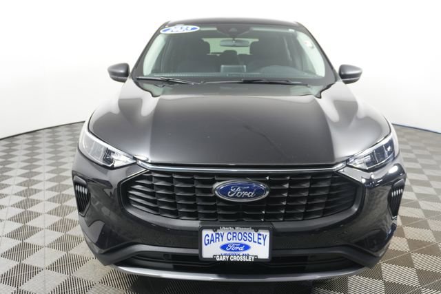Certified 2025 Ford Escape Active AWD/4WD image 8