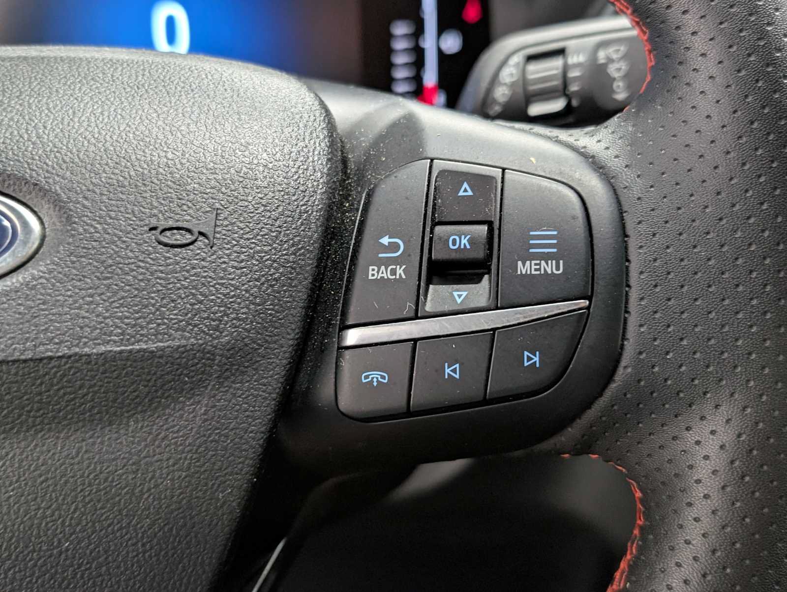 Certified 2023 Ford Escape ST-Line w/ Tech Pack #1 AWD/4WD image 33