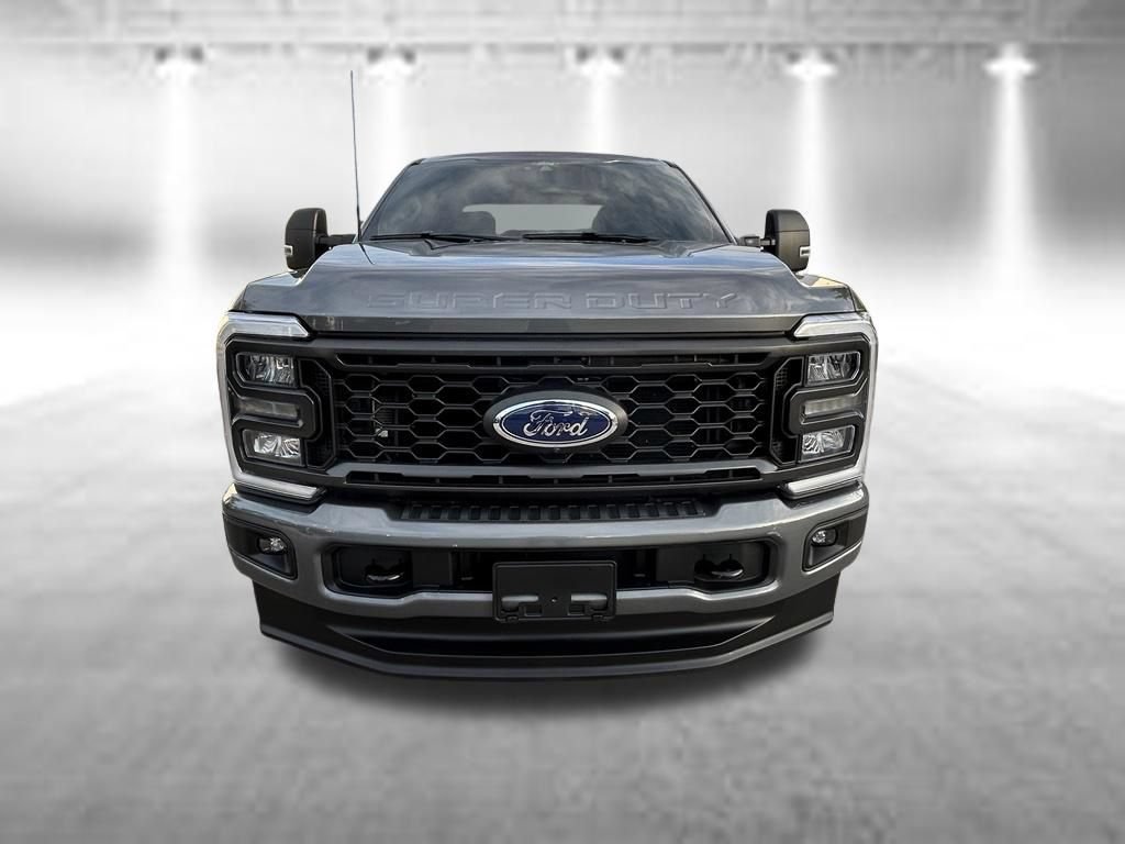 Certified 2025 Ford F250 XL w/ STX Appearance Package AWD/4WD image 10