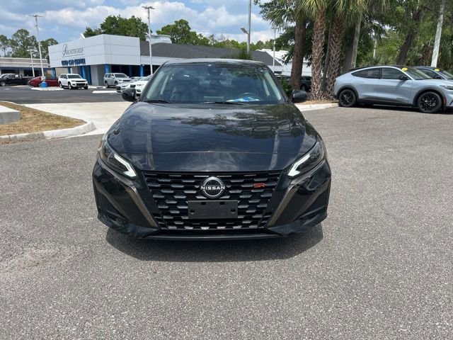 Used 2024 Nissan Altima 2.5 SR FWD image 9
