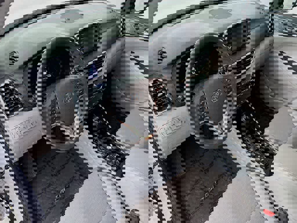 Used 2019 Hyundai Tucson Value w/ Cargo Package image 2