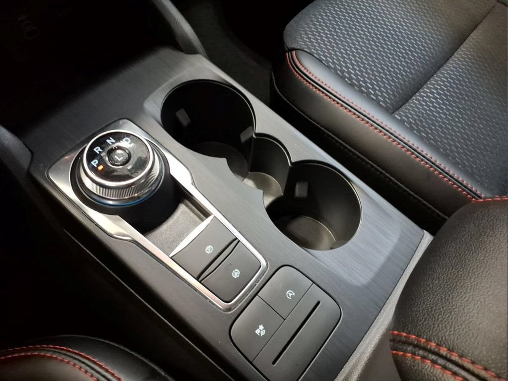 Certified 2026 Ford Escape ST-Line AWD/4WD image 14
