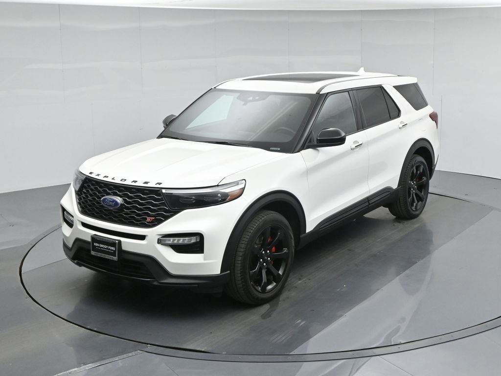 Certified 2022 Ford Explorer ST w/ ST Street Pack image 25