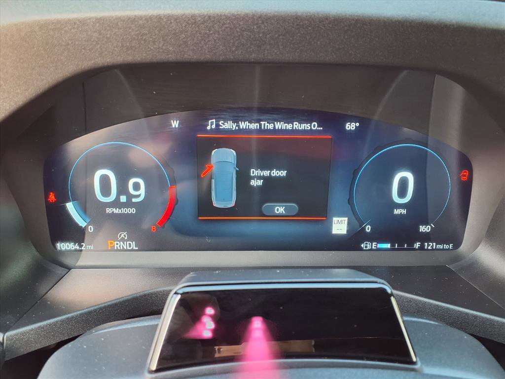 Certified 2025 Ford Explorer ST-Line image 28