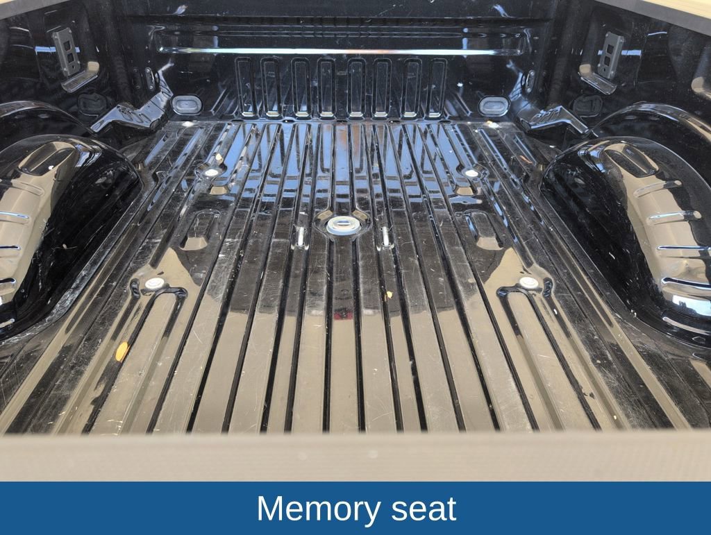 Certified 2024 Ford F250 Platinum w/ FX4 Off-Road Package image 39