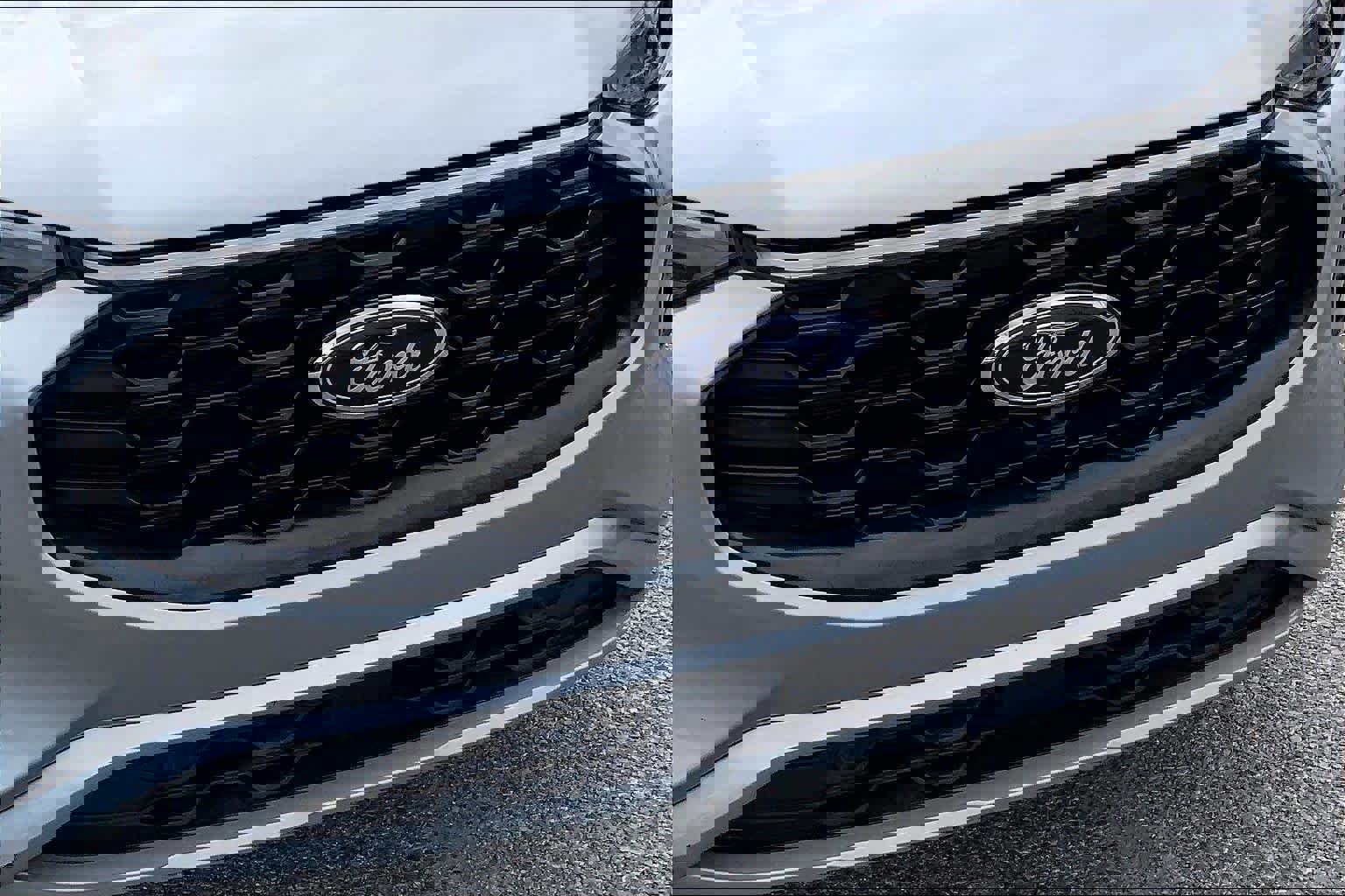 Certified 2023 Ford Escape ST-Line Elite AWD/4WD image 29