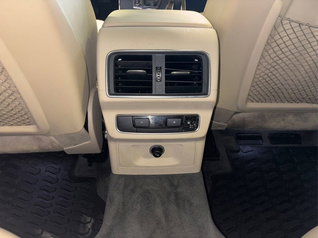 Used 2018 Audi Q5 2.0T Premium AWD/4WD image 30