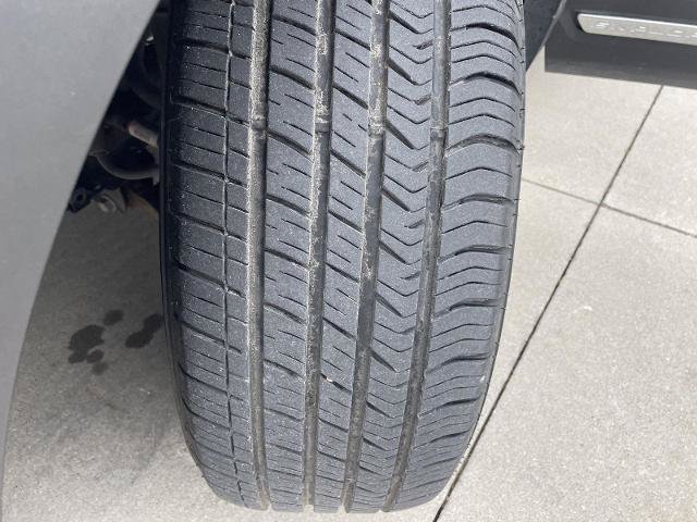 Certified 2017 Ford Explorer XLT AWD/4WD image 11