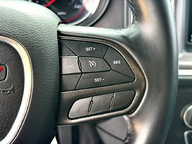Used 2022 Dodge Charger SXT RWD image 13