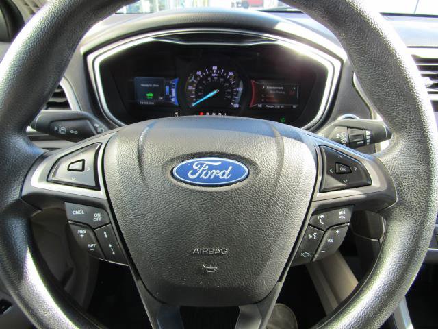 Certified 2019 Ford Fusion SE image 17