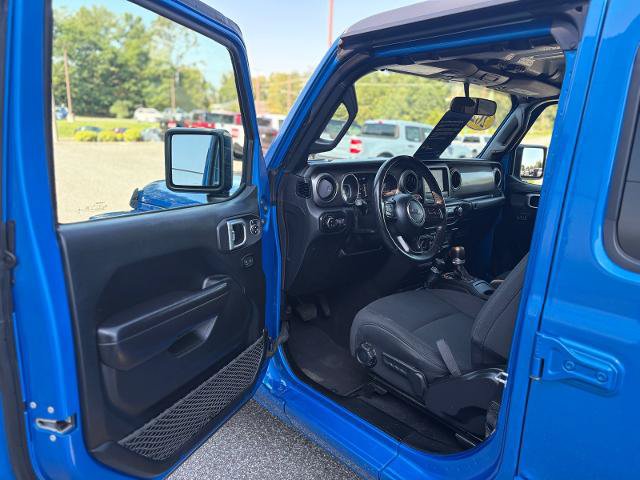 Used 2021 Jeep Gladiator Sport AWD/4WD image 9