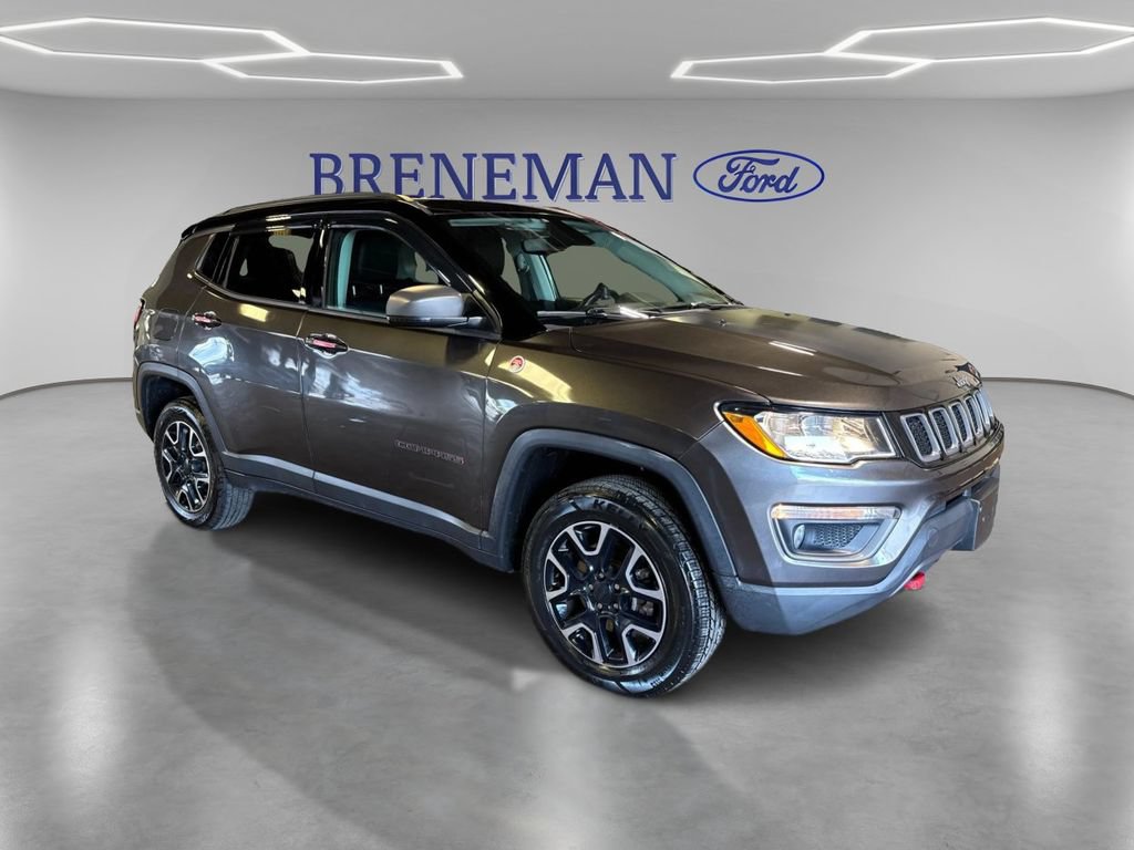 Used 2018 Jeep Compass Trailhawk AWD/4WD image 3