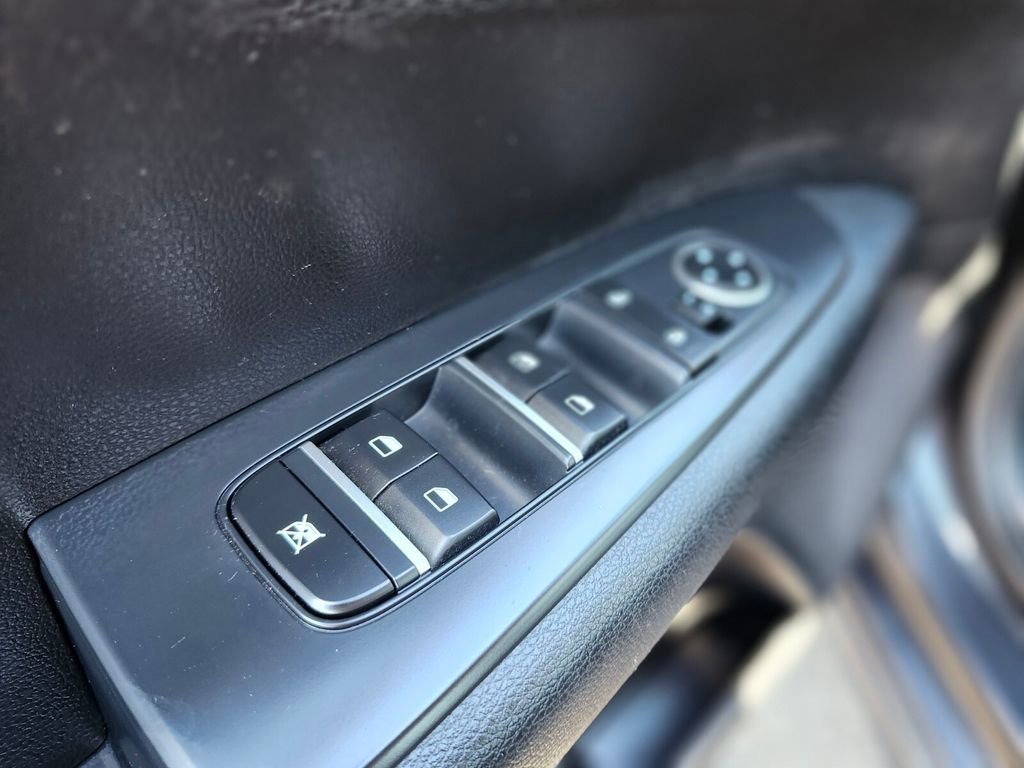 Used 2019 Kia Forte LXS image 17