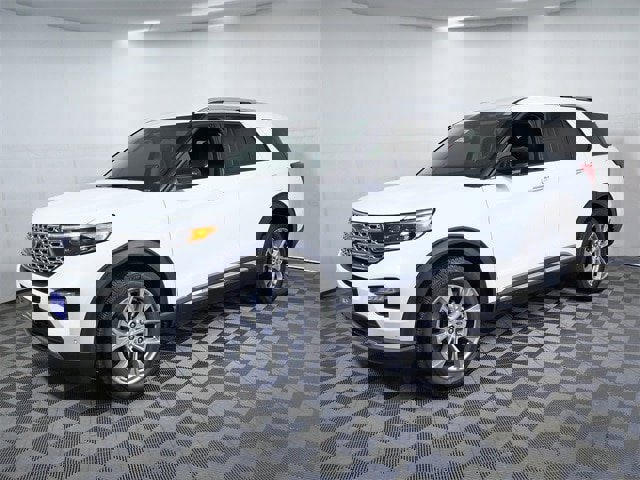 Certified 2023 Ford Explorer Limited w/ Limited Technology Package image 5