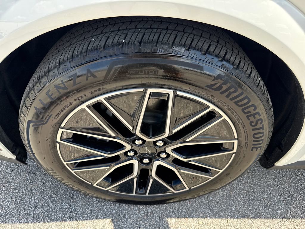 Certified 2025 Ford Mustang Mach-E Premium image 13