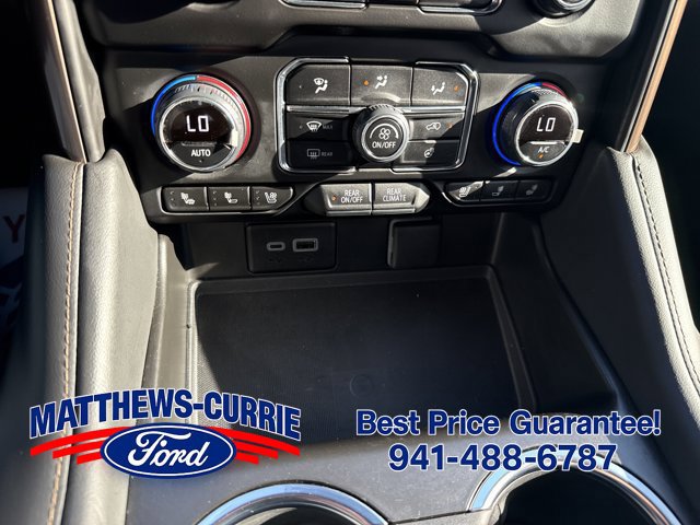 Used 2024 Chevrolet Tahoe High Country w/ Advanced Technology Package RWD image 20