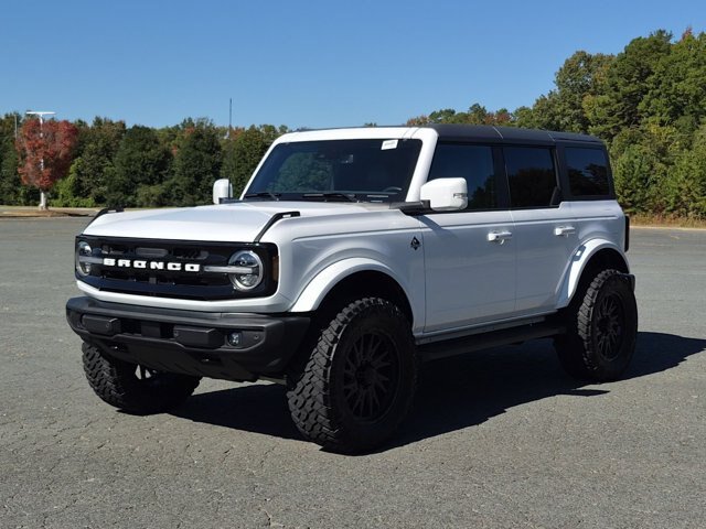 Certified 2024 Ford Bronco Outer Banks AWD/4WD image 8