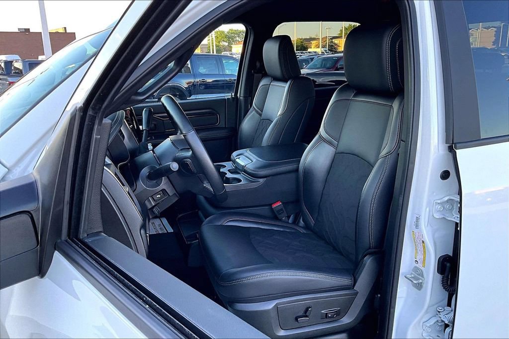 Used 2026 RAM 2500 Rebel AWD/4WD image 23