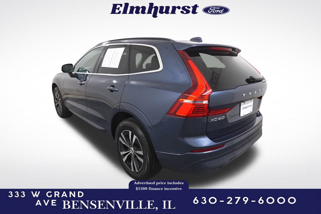 Used 2023 Volvo XC60 B5 Core image 3