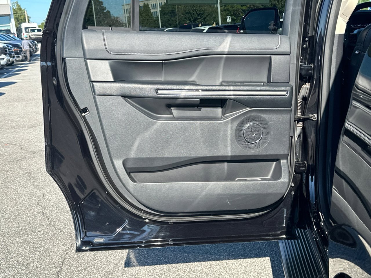 Certified 2024 Ford Expedition Max XLT AWD/4WD image 24