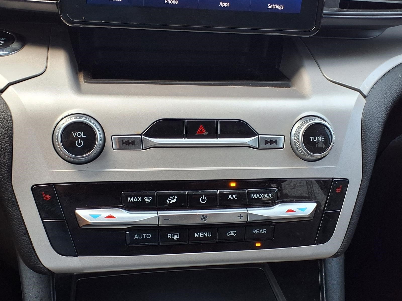 Certified 2023 Ford Explorer XLT RWD image 19